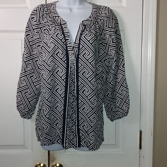 Crown & Ivy navy and white patterned blouse Sz XL - Picture 1 of 4
